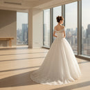 One shoulder wedding dress with graceful pettiskirt silhouettec